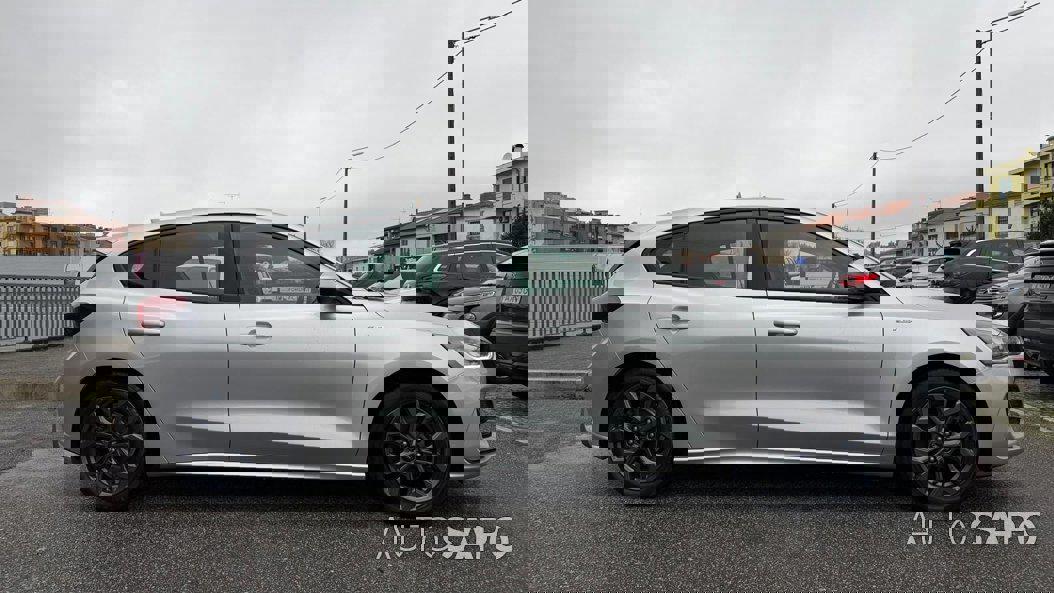 Ford Focus 1.0 EcoBoost MHEV ST-Line de 2022