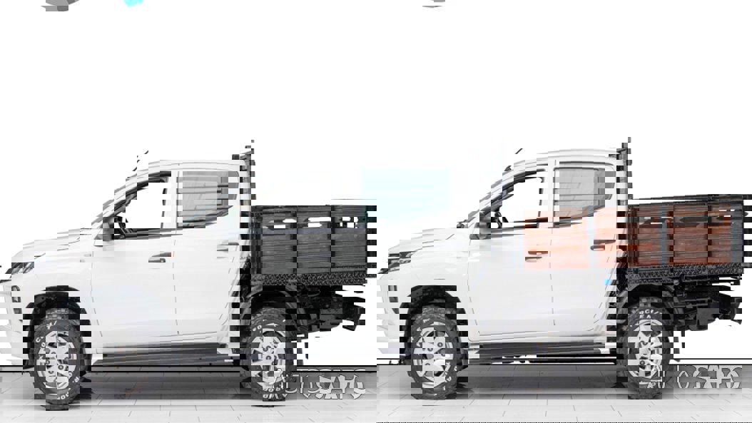 Mitsubishi L200 Strakar de 2022