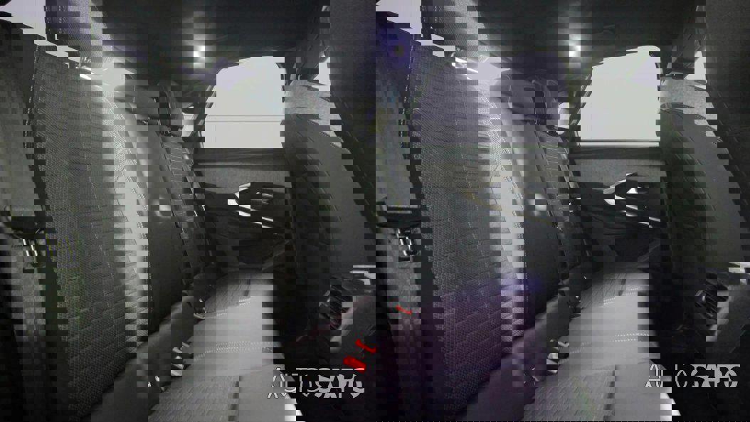 Peugeot e-3008 de 2025