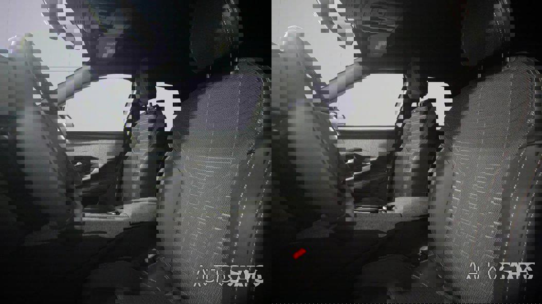 Peugeot e-3008 de 2025