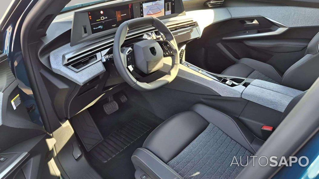 Peugeot e-3008 Allure de 2025