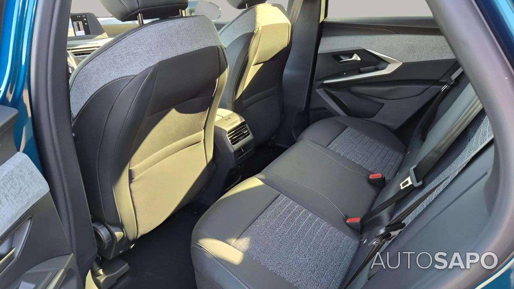 Peugeot e-3008 Allure de 2025