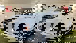 Mitsubishi L200 Strakar de 2022