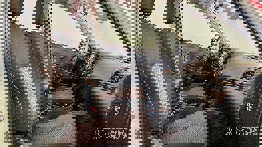 Mitsubishi L200 Strakar de 2022