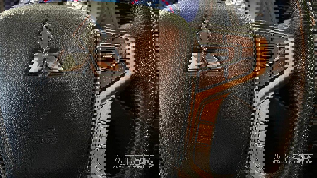 Mitsubishi L200 Strakar de 2022