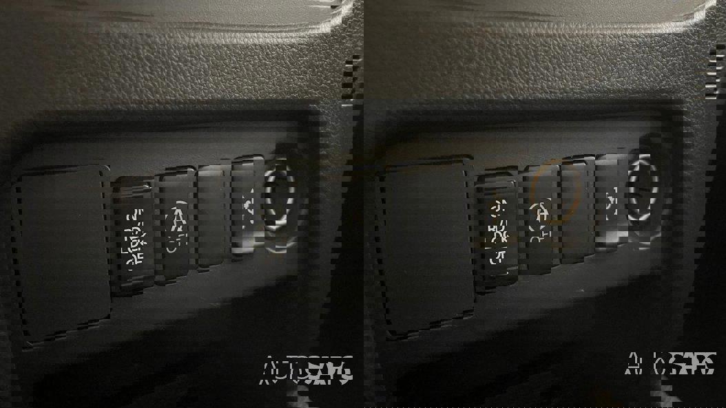 Mitsubishi L200 Strakar de 2022