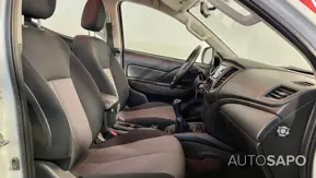 Mitsubishi L200 Strakar de 2022