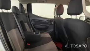 Mitsubishi L200 Strakar de 2022