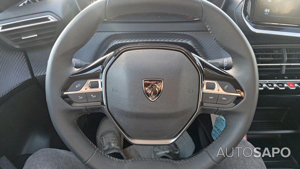 Peugeot 208 1.2 PureTech Style de 2025