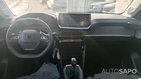 Peugeot 208 1.2 PureTech Style de 2025