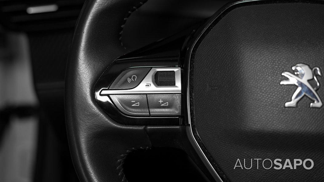 Peugeot e-2008 Allure de 2021