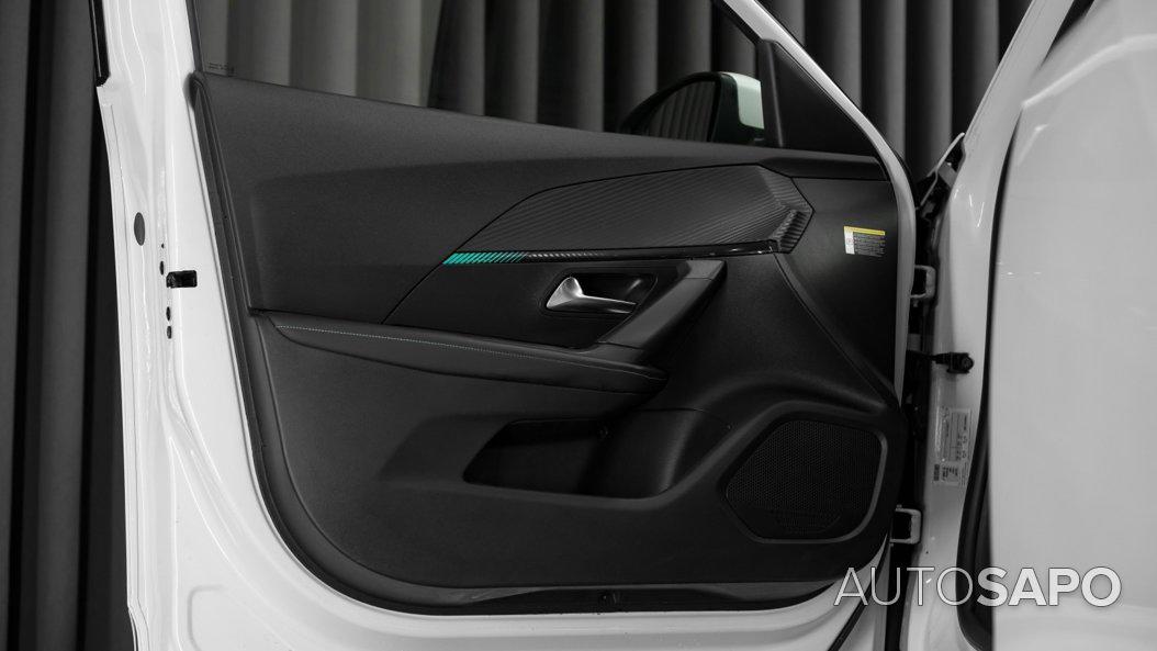 Peugeot e-2008 Allure de 2021