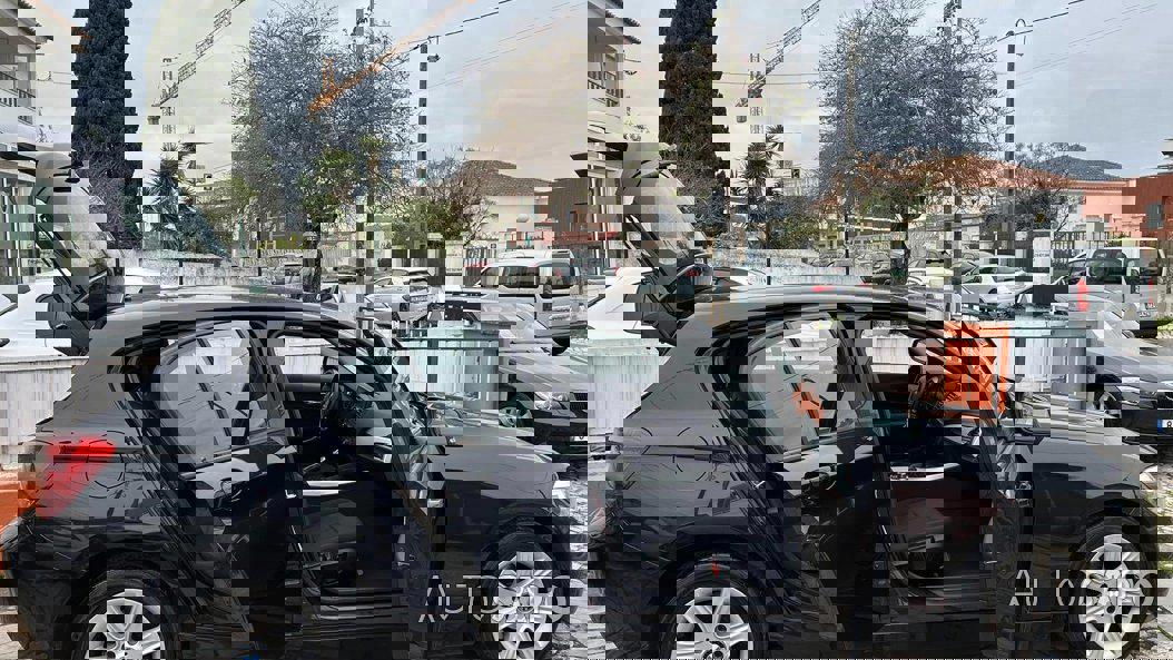 BMW Série 1 116 d EfficientDynamics de 2012