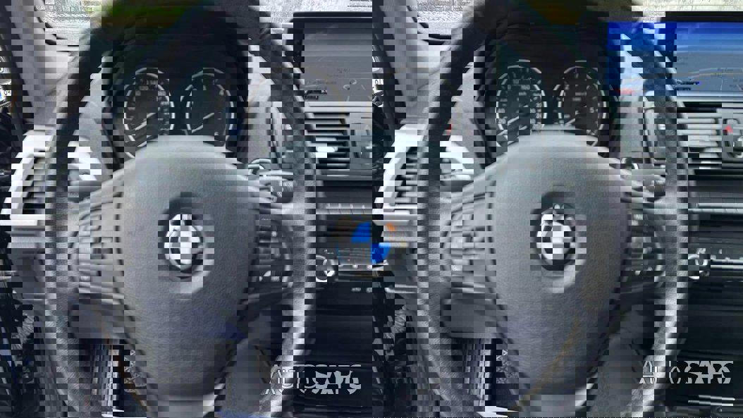 BMW Série 1 116 d EfficientDynamics de 2012