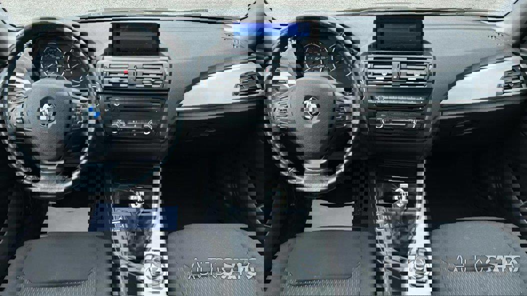 BMW Série 1 116 d EfficientDynamics de 2012