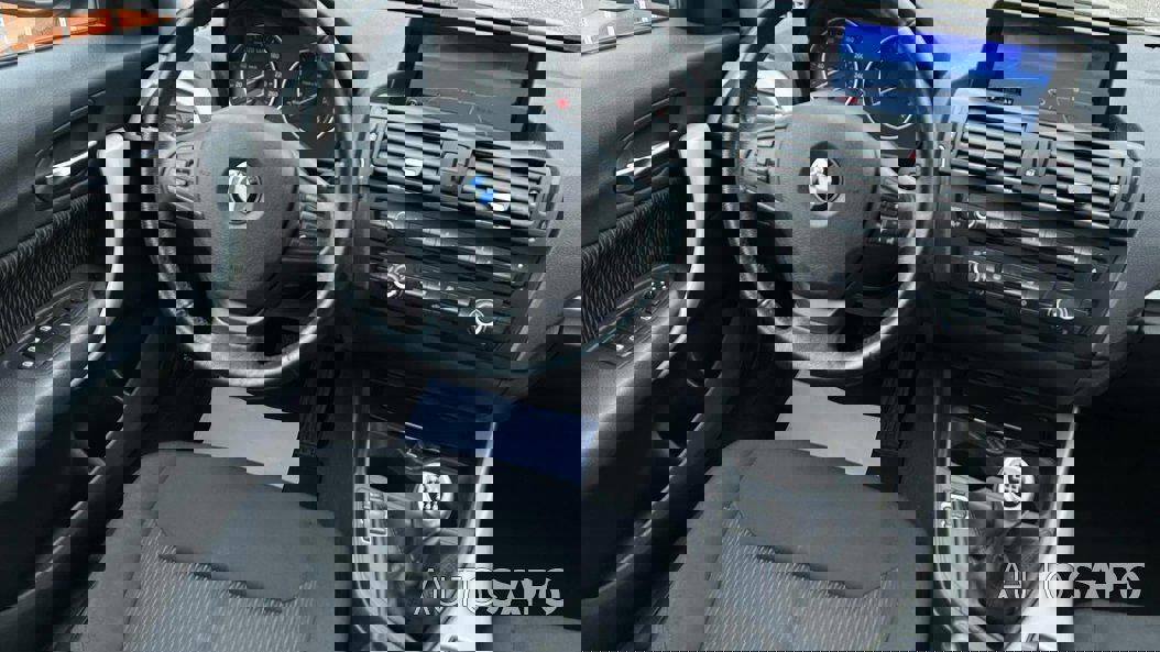 BMW Série 1 116 d EfficientDynamics de 2012