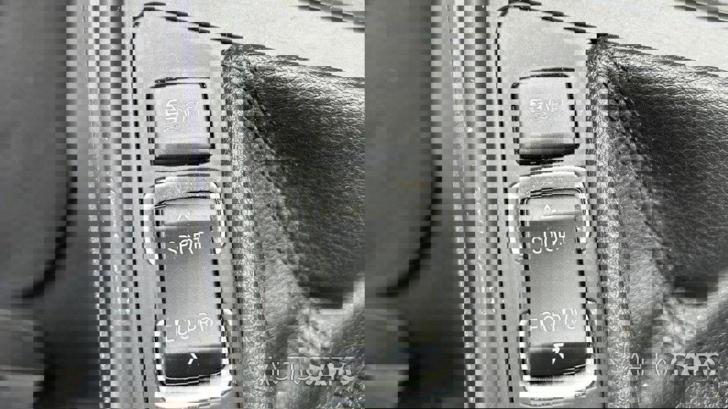 BMW Série 1 116 d EfficientDynamics de 2012