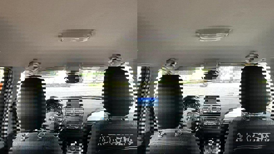 BMW Série 1 116 d EfficientDynamics de 2012