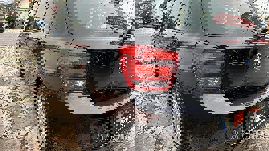 BMW Série 1 116 d EfficientDynamics de 2012