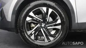 Peugeot e-2008 de 2023