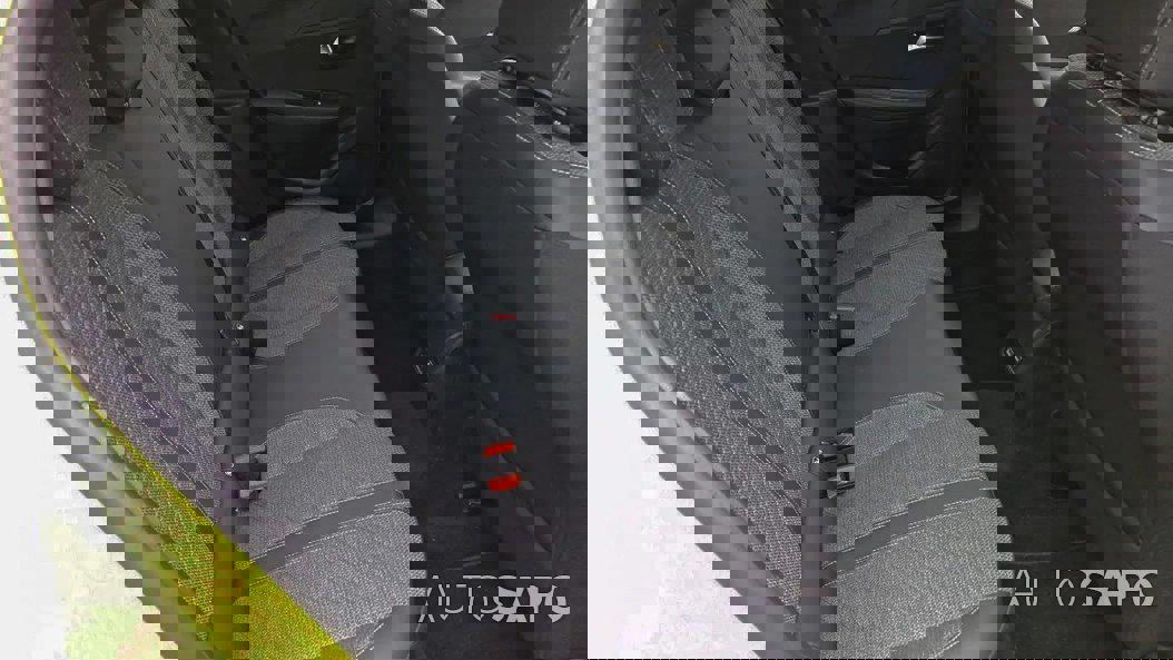 Peugeot E-208 de 2024