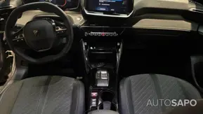 Peugeot e-2008 de 2024