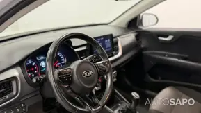 Kia Stonic 1.0 T-GDi Tech de 2021