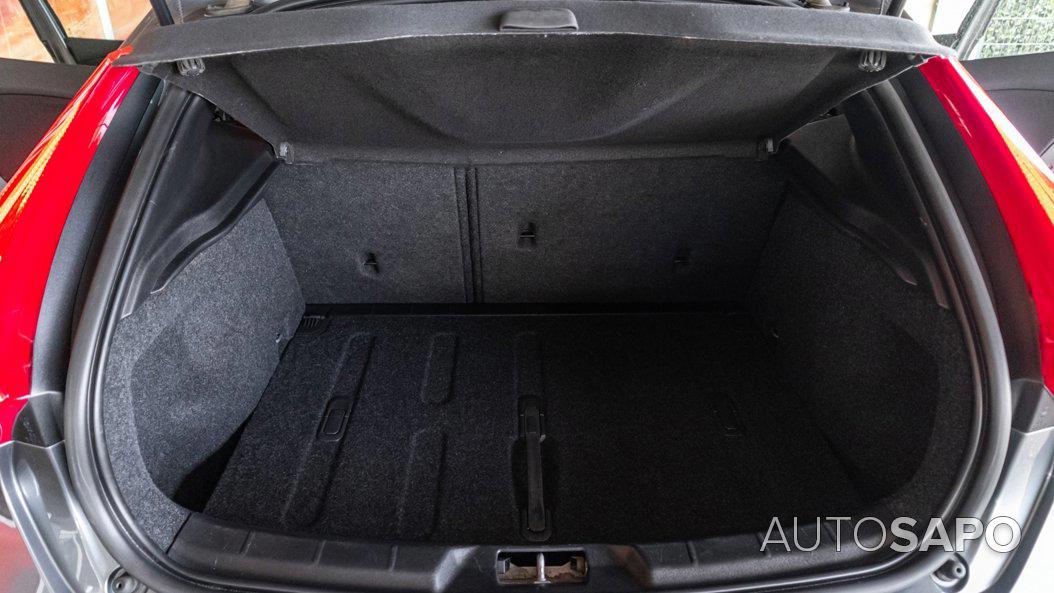 Volvo V40 2.0 D3 Momentum de 2019