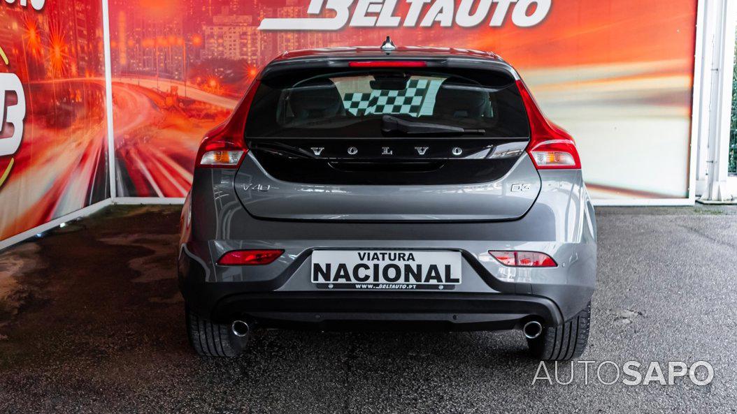 Volvo V40 2.0 D3 Momentum de 2019