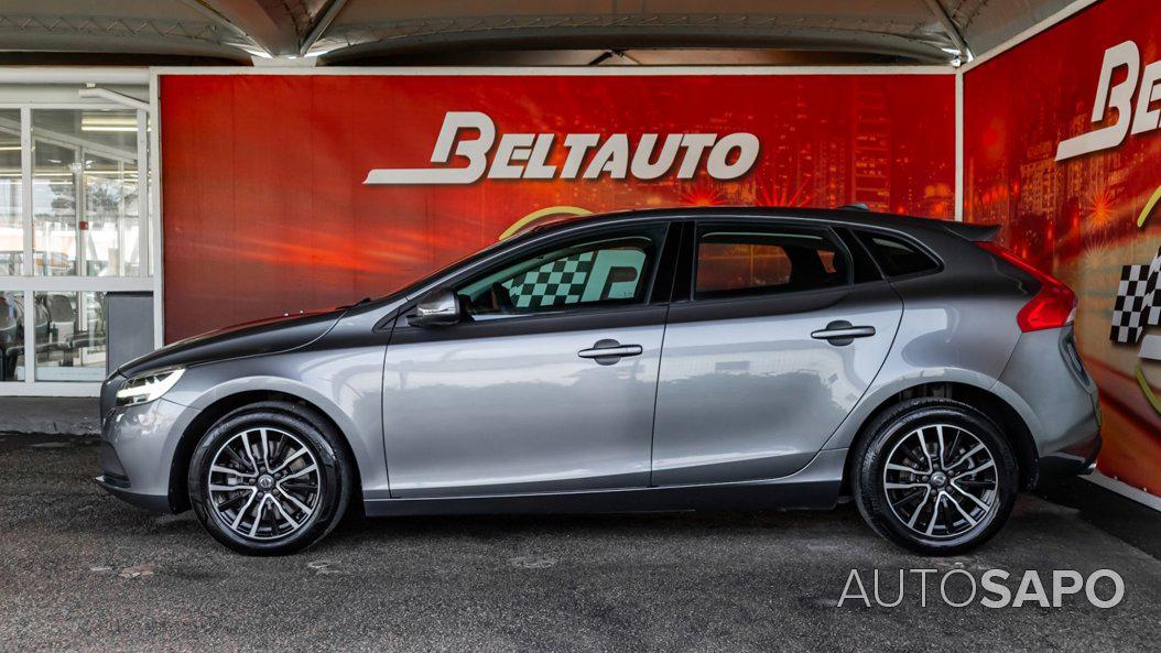Volvo V40 2.0 D3 Momentum de 2019