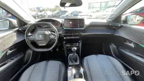 Peugeot 208 1.2 PureTech Allure de 2021