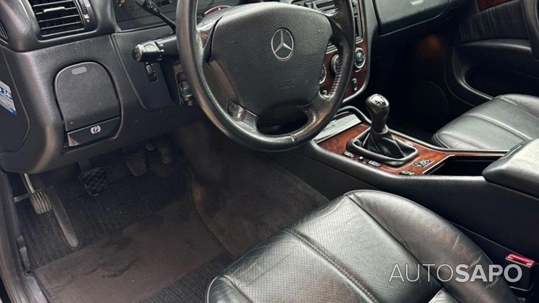 Mercedes-Benz Classe ML de 2003
