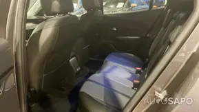 Peugeot 2008 1.2 PureTech Allure Pack de 2021