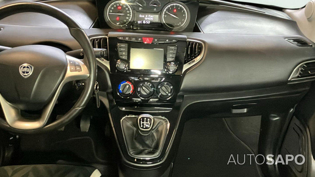 Lancia Ypsilon de 2016