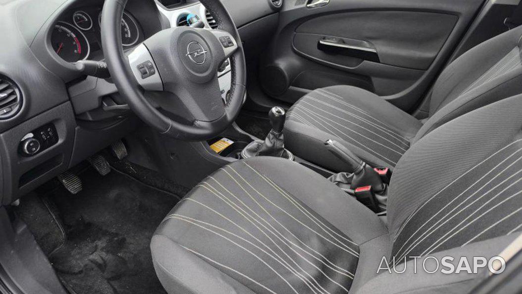Opel Corsa 1.2 Enjoy de 2010