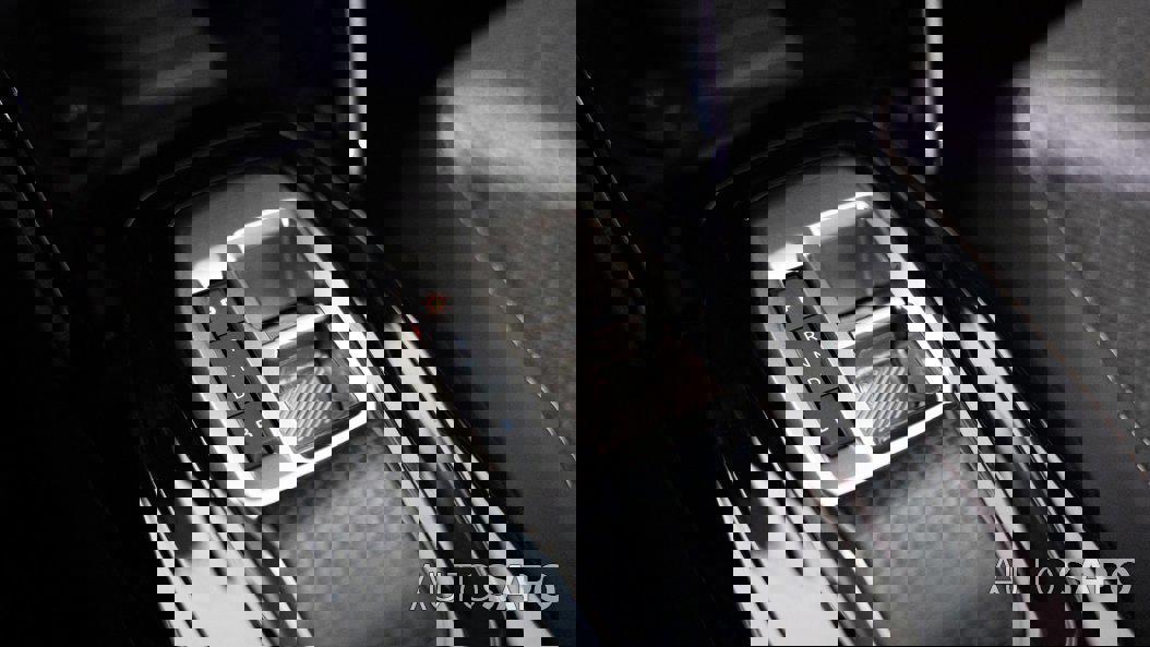 Peugeot e-2008 de 2024