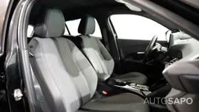 Peugeot e-2008 de 2024