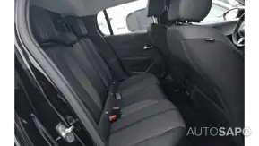 Peugeot E-208 de 2023