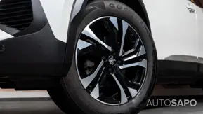 Peugeot 2008 1.2 PureTech GT EAT8 de 2023