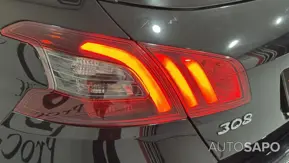 Peugeot 308 1.2 PureTech Allure de 2018