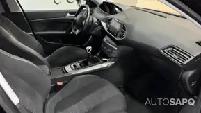 Peugeot 308 1.2 PureTech Allure de 2018