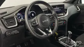 Kia XCeed 1.0 T-GDi Tech+SRF de 2022