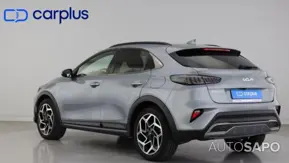 Kia XCeed 1.0 T-GDi Tech+SRF de 2022