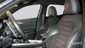 Alfa Romeo Tonale Plug-In Hybrid Q4 de 2023