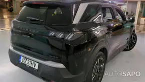 Peugeot 5008 de 2025