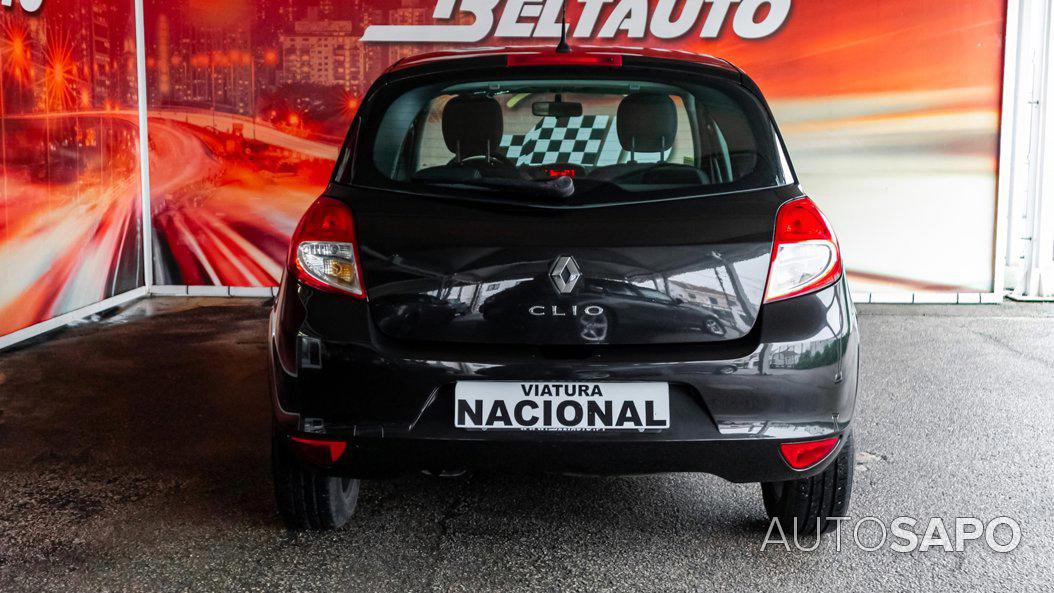 Renault Clio 1.2 16V Dynamique de 2011