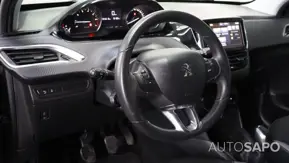 Peugeot 208 1.2 PureTech Style de 2016