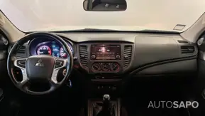 Mitsubishi L200 Strakar de 2022