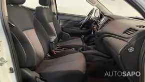 Mitsubishi L200 Strakar de 2022