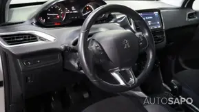 Peugeot 2008 1.2 PureTech Style de 2019